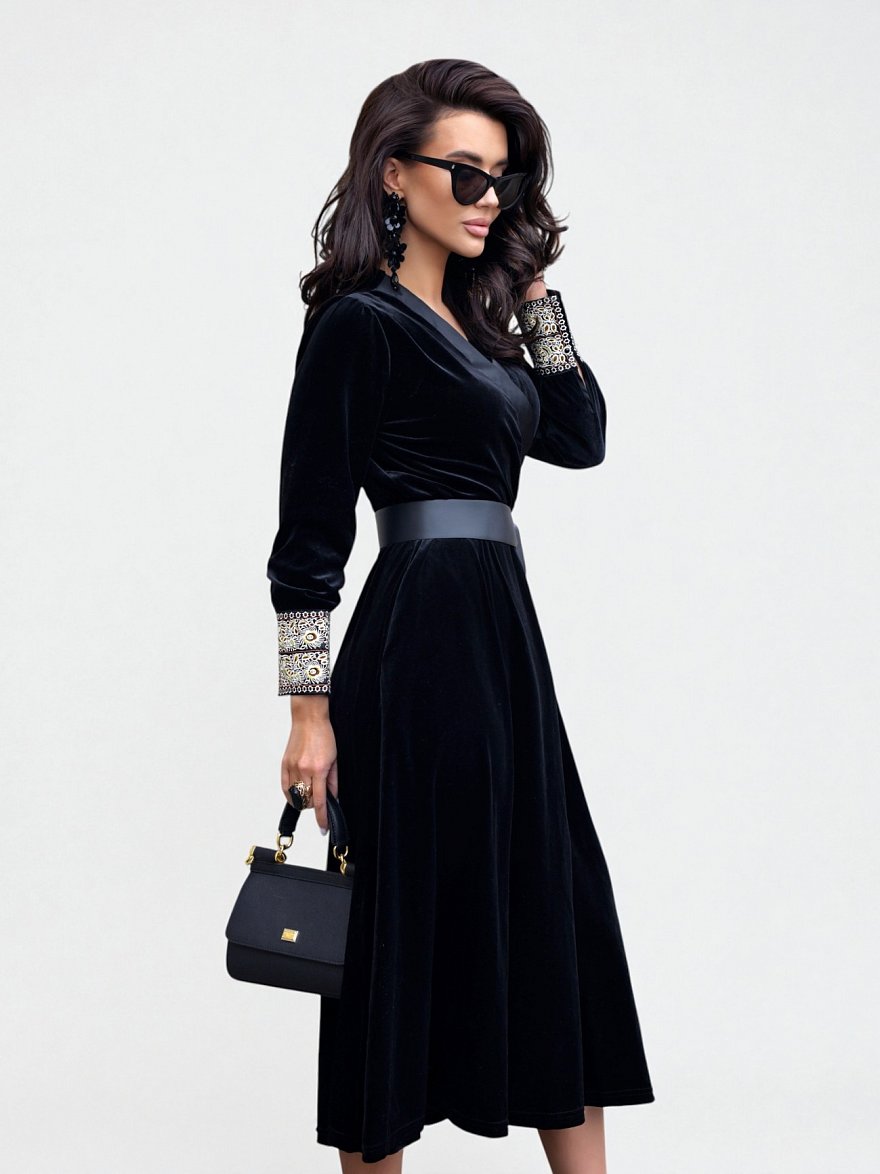 Черное бархатное платье на запах NY Collection