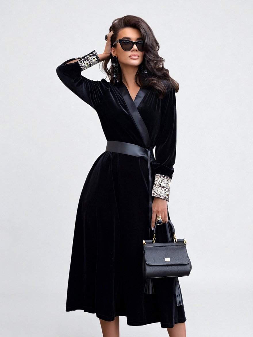 Черное бархатное платье на запах NY Collection