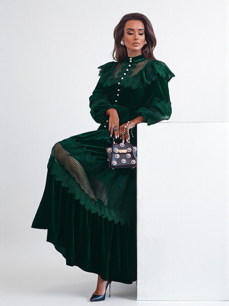 Вечернее бархатное платье декорированное кружевом NY Collection