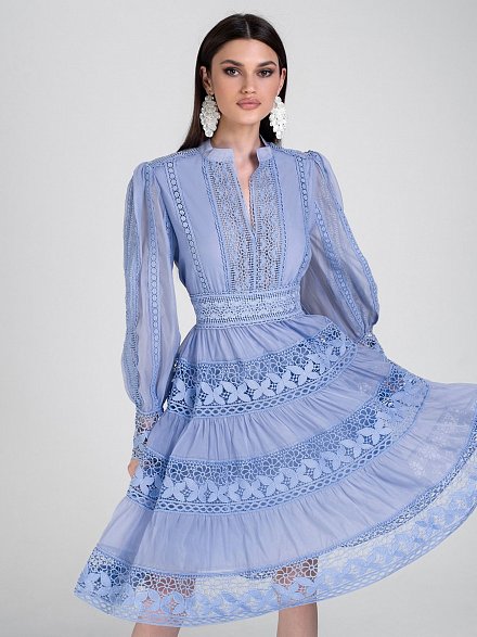 Струящееся платье декорированное кружевом NY Collection
